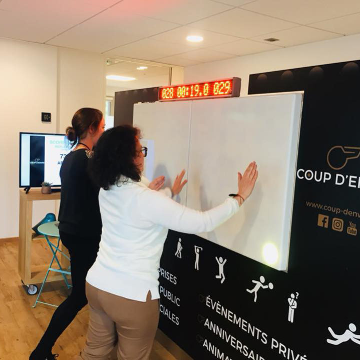 mur digital, coup d'envoi, loire atlantique, animation évènementielle, sport, séminaire, incentive, évènement, entreprise, nantes, loire atlantique, bretagne, sport, pays de la loire, communication, sport team, sports club, espace vip, adhésive, adhésif, nantes ma ville, digital art, grand visuel, toblerone, adhésif repositionnable, stickers repositionnable, roll up, kakémonos, basket, basketball, foot, football, hand, handball, volley, volley-ball, hockey, hockey sur glace, rugby, habillage salle, habillage stade, habillage espace vip